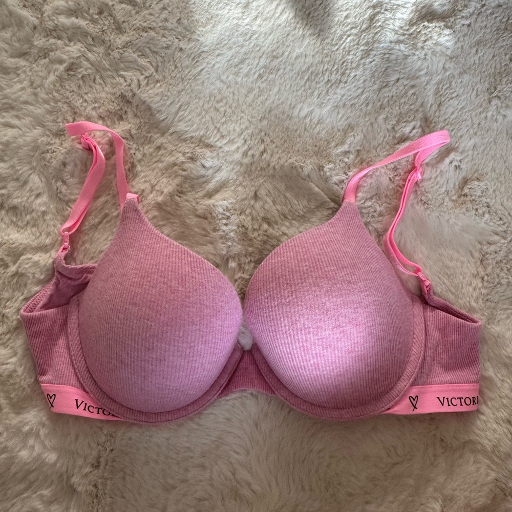 Pink Victorias Secret T-Shirt Bra